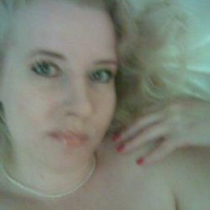 Blondija (34) aus Allschwil