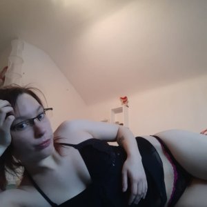 Bonau Sexkontakt #25, Alter: 19 Jahre, Größe: 168 cm